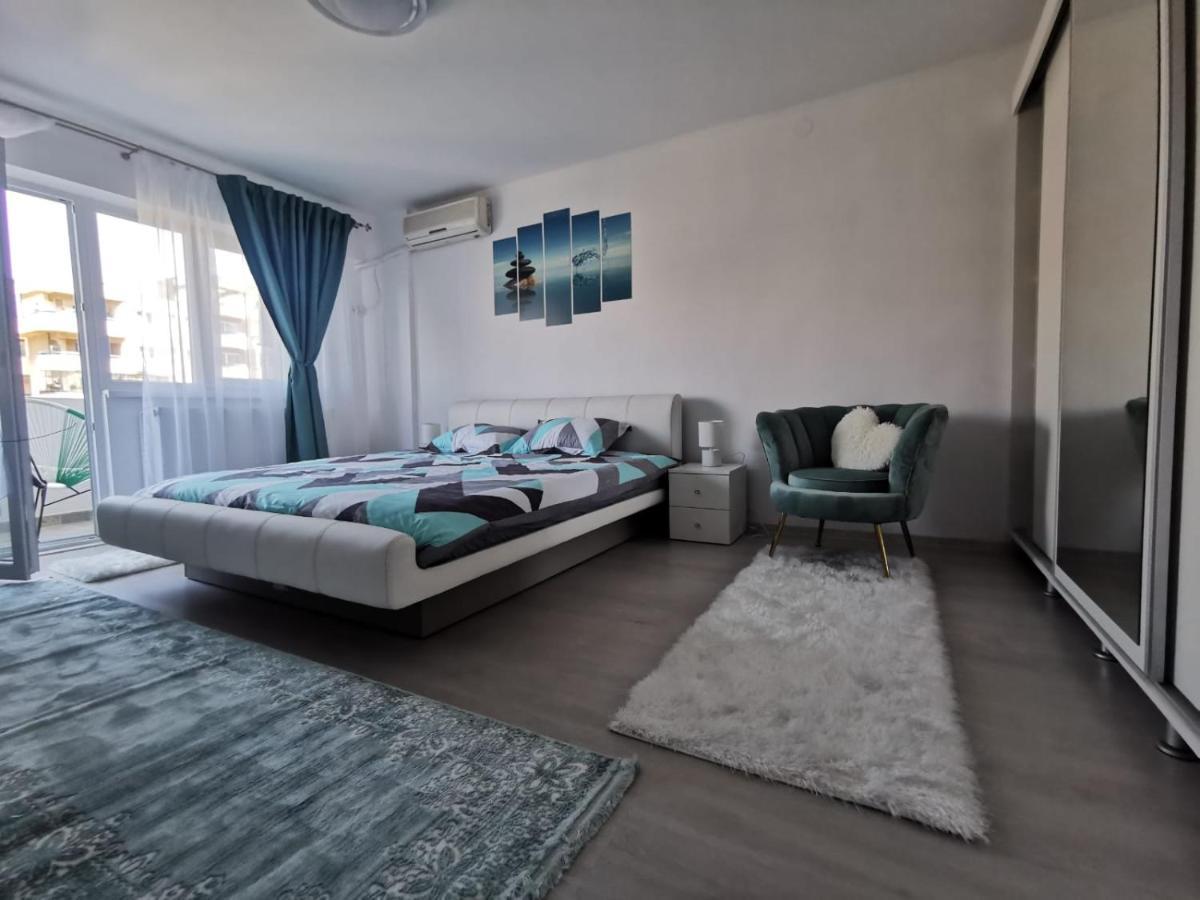 Apartament Regim Hotelier デヴァ エクステリア 写真