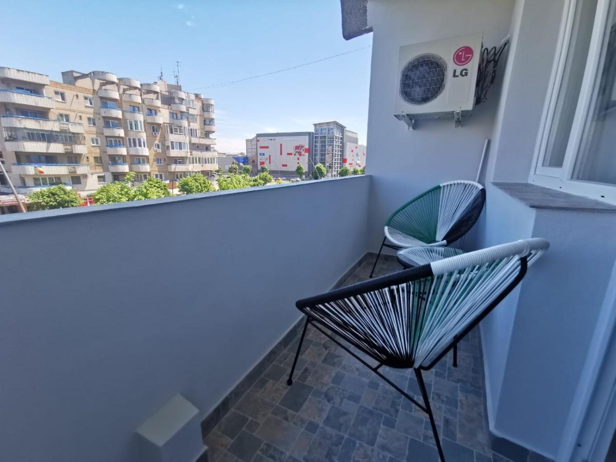 Apartament Regim Hotelier デヴァ エクステリア 写真